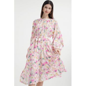 Rochie cu model floral si maneci lungi