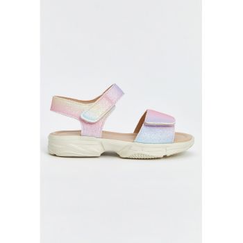Sandale cu velcro si aspect stralucitor