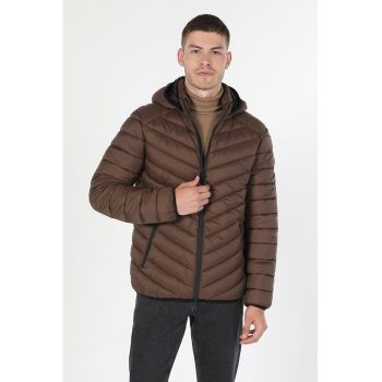 Geaca slim fit cu gluga si aspect matlasat
