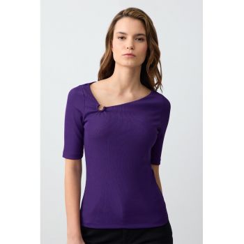 Camasa slim-fit cu decolteu asimetric