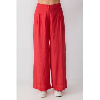 Pantaloni evazati cu talie inalta
