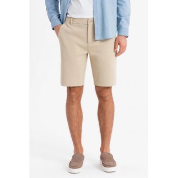 Pantaloni scurti cu buzunare oblice