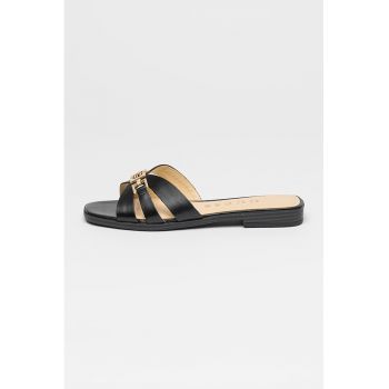 Papuci de piele