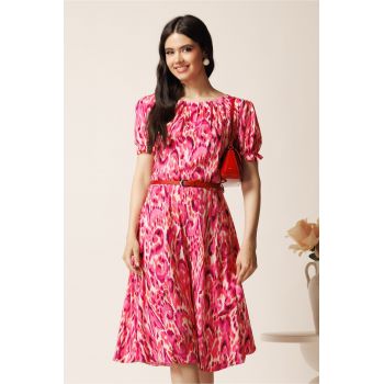 Rochie midi magenta din viscoza in clos cu imprimeuri fucsia si curea in talie