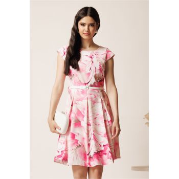Rochie scurta roz cu flori ivory in clos cu buzunare si curea in talie
