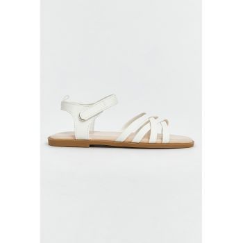 Sandale de piele ecologica cu velcro si talpa plata