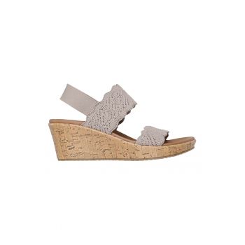 Sandale wedge cu detaliu brodat