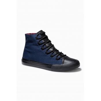 Tenisi high-top