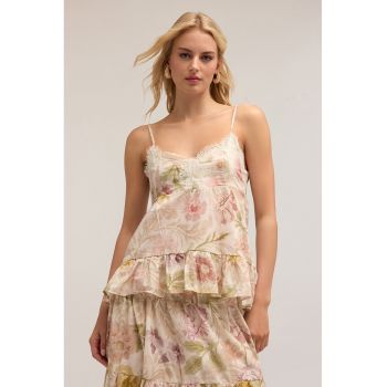Top cu decolteu in V si model floral