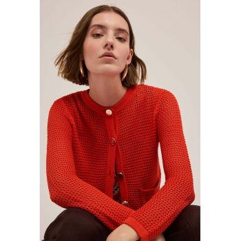 Cardigan cu perforatii si nasturi