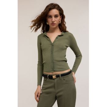 Cardigan slim fit cu nasturi