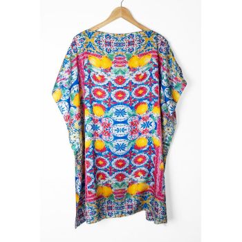 Rochie de plaja tip poncho din matase cu imprimeu mediteranean cu lamai pe alb si fucsia