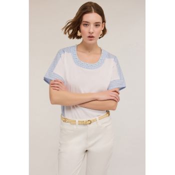 Tricou cu aplicatii de perle sintetice