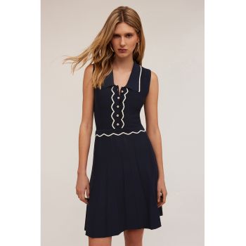 Rochie cu croiala in A  - fara maneci - cu pliuri