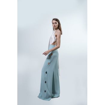 Pantaloni cu design cu decupaj