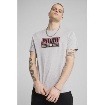 Tricou cu imprimeu si decolteu la baza gatului