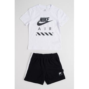 Set de tricou si pantaloni scurti cu imprimeu logo - 2 piese