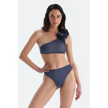 Slip cu aspect stralucitor
