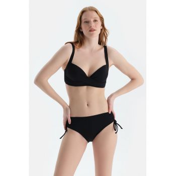 Slip cu fronseuri laterale