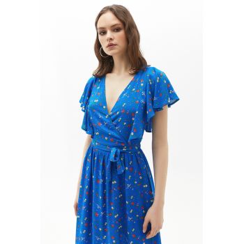 Rochie cu model floral si terminatie asimetrica