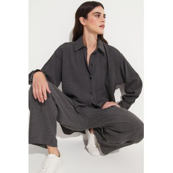 Set de camasa lejera si pantaloni cu croiala ampla