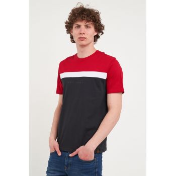 Tricou din bumbac cu decolteu la baza gatului