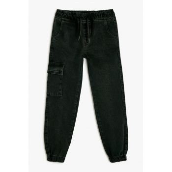 Pantaloni de trening cu snur in talie
