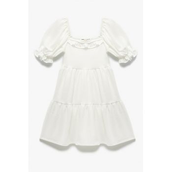 Rochie cu volane si maneci bufante