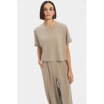 Set de tricou lejer si pantaloni