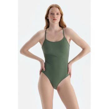 Costum de baie intreg