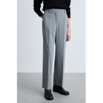 Pantaloni drepti cu pliuri