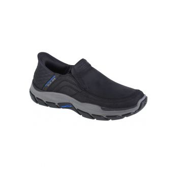 Pantofi slip-on cu logo discret Respected
