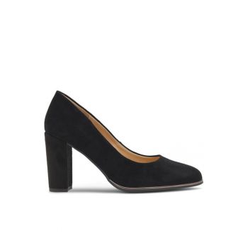 Pantofi sport de dama  fabricati din piele naturala - in nuanta de negru