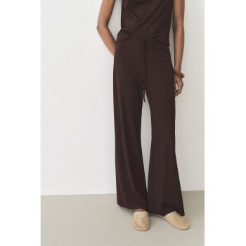 Pantaloni lungi cu croiala dreapta