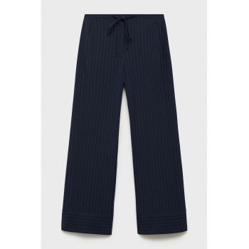 Pantaloni lungi cu model in dungi