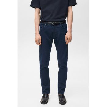 Blugi slim fit