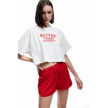 Pantaloni scurti cu snur de ajustare
