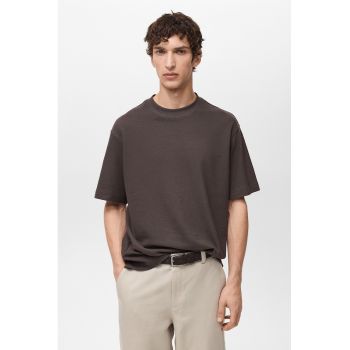 Tricou cu decolteu la baza gatului si model uni
