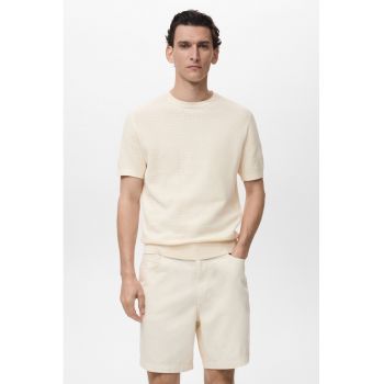 Tricou din bumbac cu decolteu la baza gatului