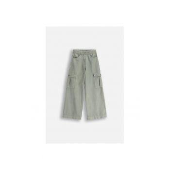 Pantaloni cargo cu croiala ampla