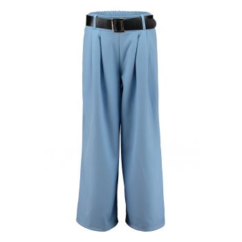 Pantaloni eleganti evazati cu talie medie