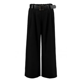 Pantaloni eleganti evazati cu talie medie