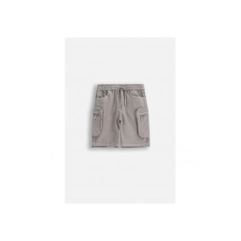 Pantaloni scurti cu snur in talie