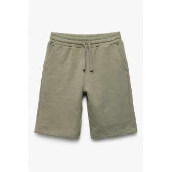 Pantaloni scurti cu snur si buzunare laterale
