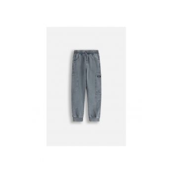 Pantaloni sport cu buzunare