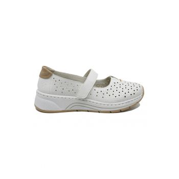 Pantofi dama confortabili  albi cu perforatii si bareta RIKN6553-80
