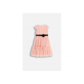 Rochie cu strat exterior din tul