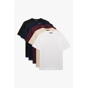Set de tricouri cu decolteu la baza gatului - 4 piese