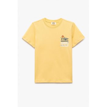 Tricou cu detaliu cu imprimeu