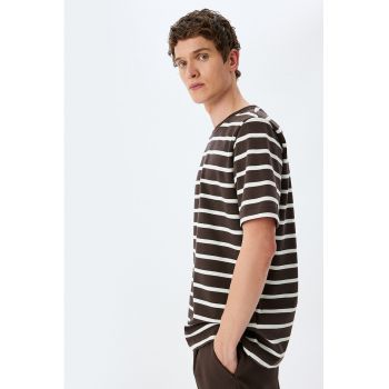 Tricou din bumbac cu model in dungi